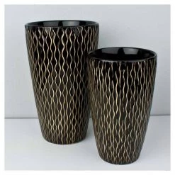 3rd Rock Calais Textured Pots