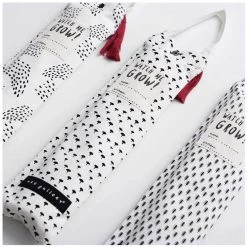 Wee Gallery Canvas Growth Chart – Farm Last Chance - Final Few