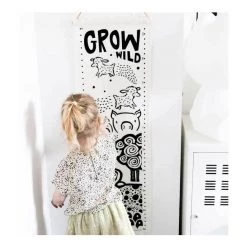 Wee Gallery Canvas Growth Chart – Farm Last Chance - Final Few