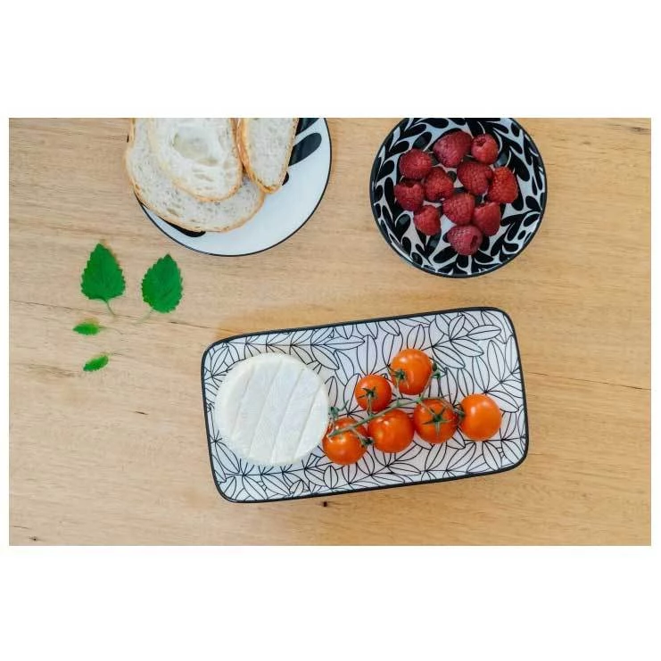 Annabel Trends Single Leaf Tapa Tray Monochrome