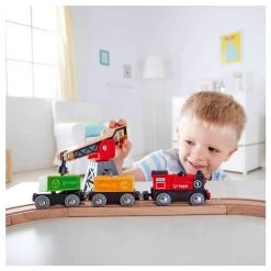 Hape Cargo Delivery Loop (19pc)