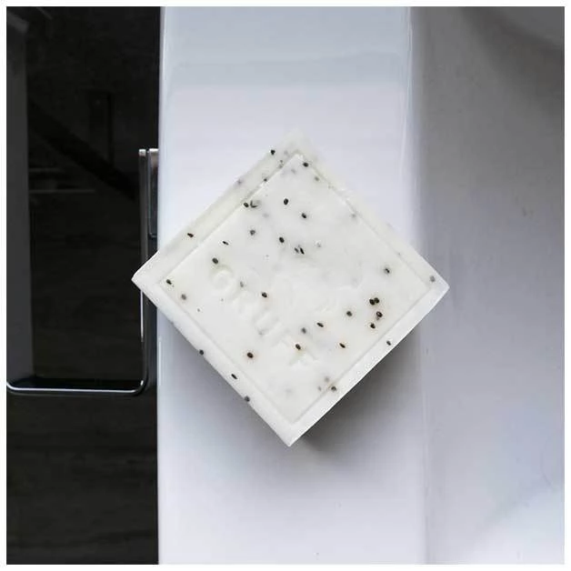 Gruff Scrub Exfoliant β Goats Milk & Coconut (145g) Restocked