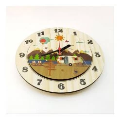 Crystal Ashley Small Clock – Kiwi Holiday (20cm)
