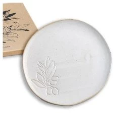 Rosanna Inc Farm To Table Debossed Plate - Olive Country Style
