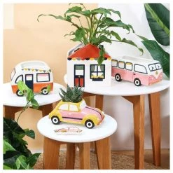 Urban Products Retro House Planter