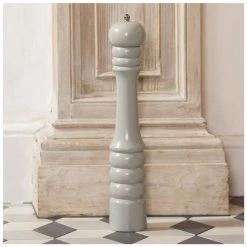 T&G Classic Capstan Large Grey Hevea Mill (40.5cm)