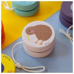 Moana Road Wooden Yoyo - Kiwi Kiwiana