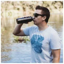 Montii Co Original Insulated Drink Bottle - Black (600ml) Reusable & Eco Friendly