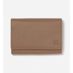 Stitch & Hide Women's Leather Ellie Wallet - Oak Valentines Day
