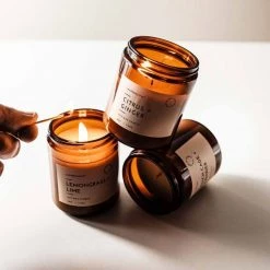 Lantern Cove MEN'S GIFTS Glo Candle - Tobacco & Vanilla