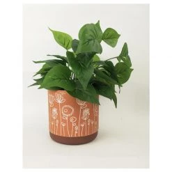 Urban Products Bree Terracotta Planter