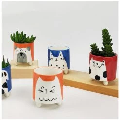 Urban Products Mini Cat Planter - Red