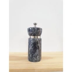 Dishy Black Marble Mill ENGAGEMENT & WEDDING