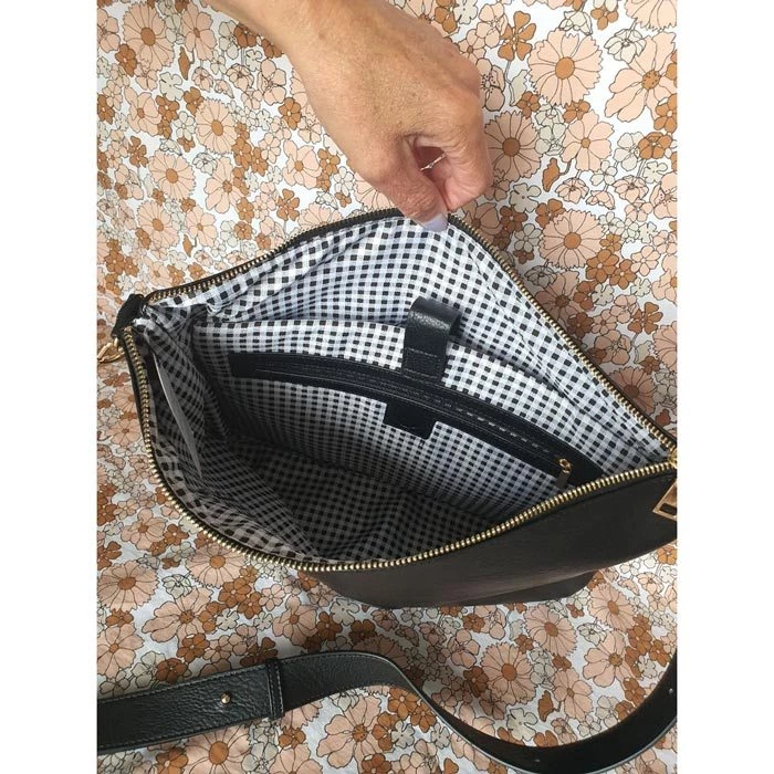 Hello Friday Harper Hold All Bag - Black