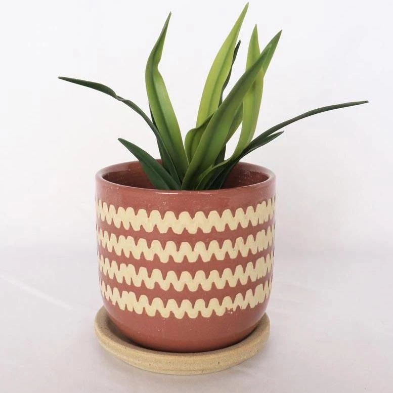 Urban Products Onyx Berry Planter VASES & PLANTERS